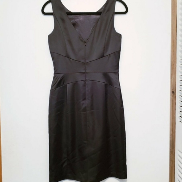 WHBM Satin Sheath Dress Sz 2 NWT - Picture 4 of 6